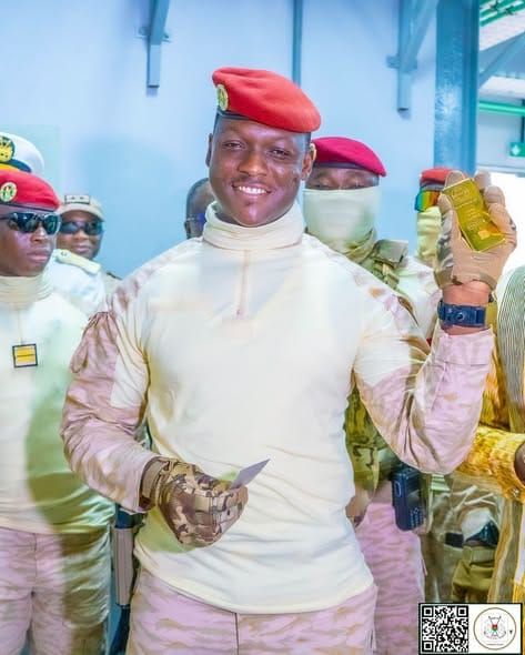 Le Burkina Faso inaugure sa première raffinerie d'or pour affirmer sa souveraineté économique