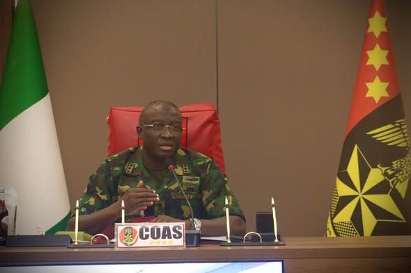 Coopération régionale : le chef d'état-major de l'armée nigériane plaide pour un front uni face aux menaces