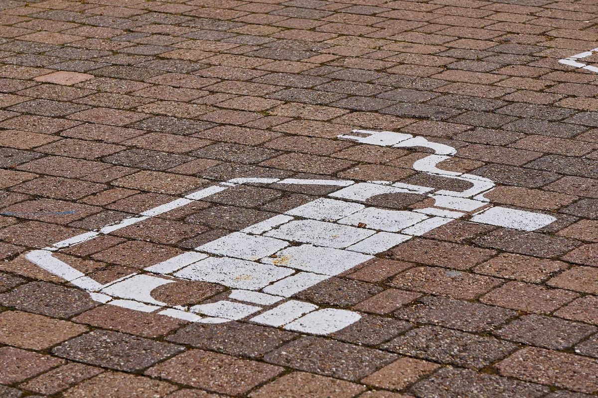 Voitures électriques : la Corée du Sud, l'Inde et la Chine en tête de la puissance de recharge publique
