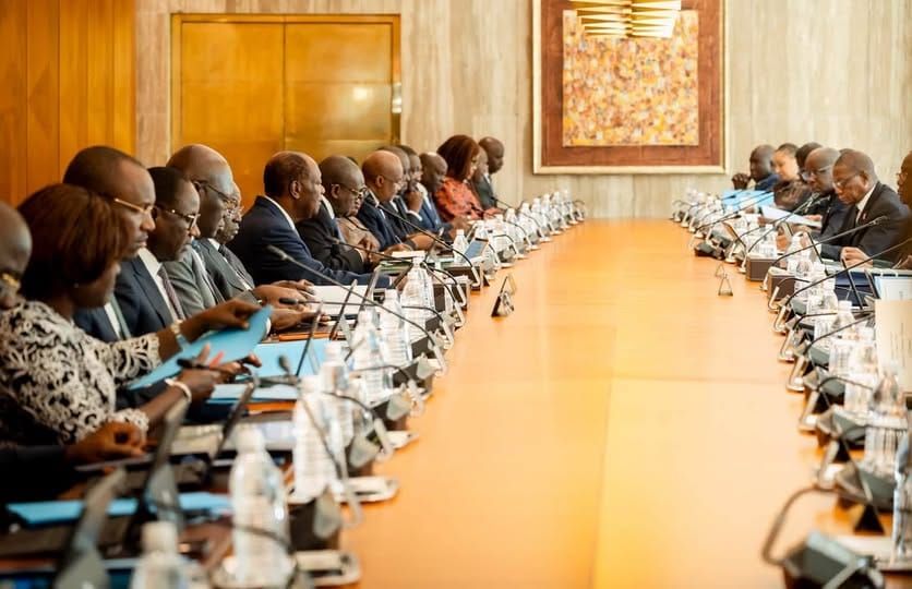 Côte d'Ivoire : le budget 2025 affiche un excédent de trésorerie de 369,1 milliards de FCFA