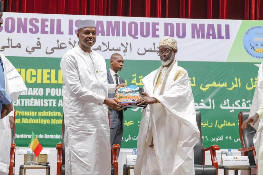 Mali : le Document de Bamako remis au Premier ministre pour déconstruire le discours extrémiste