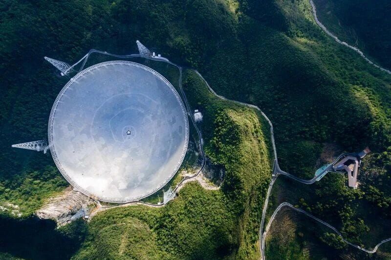 Chinese Astronomers Discover Record-Breaking Lightest Binary Neutron Star System with FAST