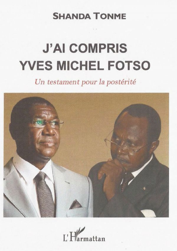 Yves Michel Fotso,ancien ADG de la Camair et le Pr Shanda Tonme,auteur de l'ouvrage: