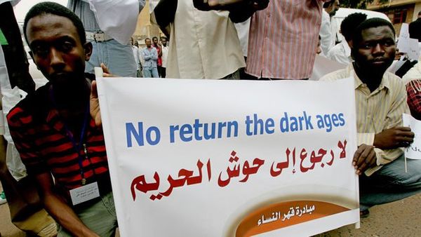 Islamists assail woman journalist over column on public health