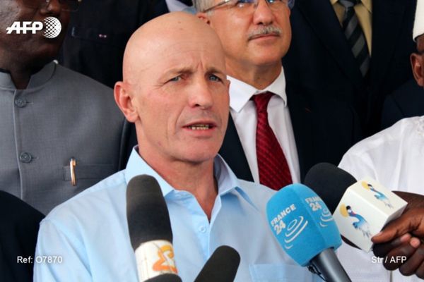L'ex-otage français libéré samedi au Soudan après son enlèvement en mars au Tchad est arrivé lundi à N'Djamena. Photo : AFP