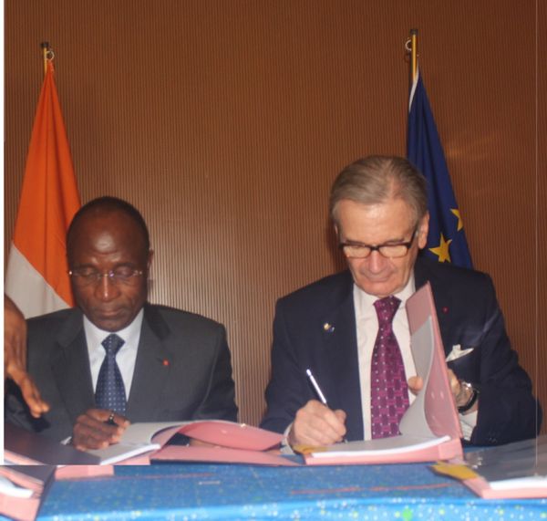 Secteur de l'énergie et de la société civile : L’Ue et la Côte d’Ivoire signent deux projets d’une valeur de 48 milliards de 