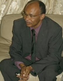 Tchad: Le Président Idriss Deby n’a jamais demandé l’extradition d’une trentaine de rebelles