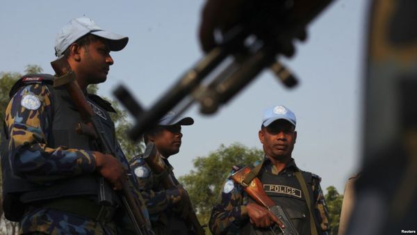 Des Casques bleus patrouillent dans les rues de Juba, au Soudan du sud, le 20 janvier 2014. Crédits : Reuters