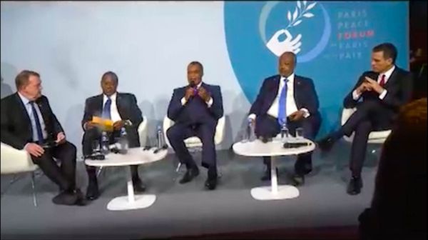 Denis Sassou N'Guesso, au cours de la table ronde