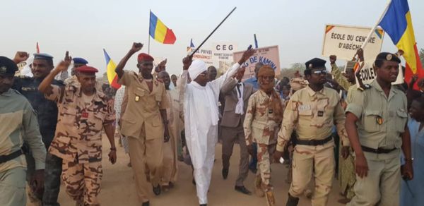 Illustration. Le gouverneur Ramadan Erdebou à Abéché lors d'un meeting. © Alwihda Info