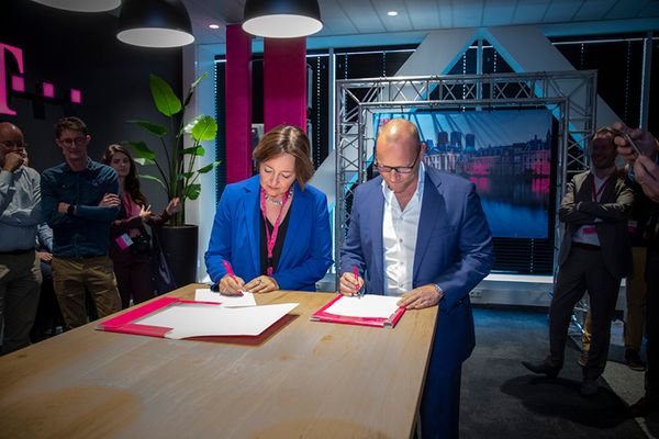 Opening 5G Field Lab offers a look into the future