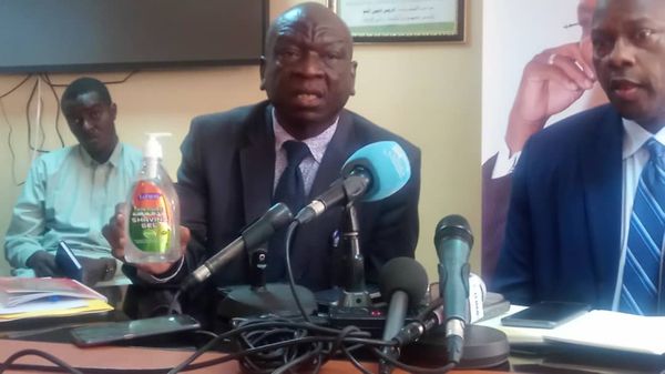 Tchad - Coronavirus : des faux gels pour les mains vendus. © Abakar Chérif Hamid/Alwihda Info