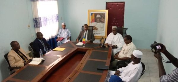 Tchad : un homme d'affaires offre une centrale solaire de 1276 panneaux à la STE. © Kelvin Mendig-lembaye Djetoyo/Alwihda Inf