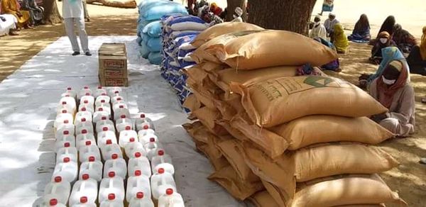 Tchad : des vivres distribués à Goz Beida