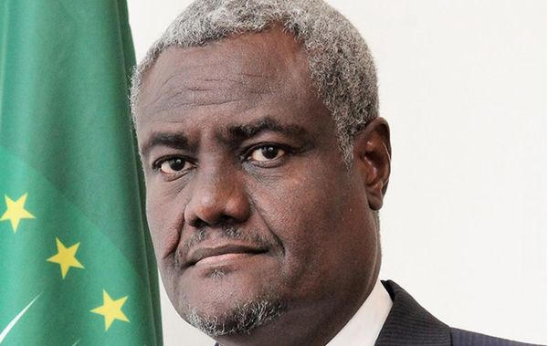 Mort de George Floyd : Moussa Faki condamne et exhorte les USA à éliminer les discriminations