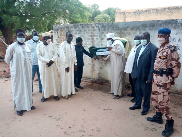 Tchad - Covid-19 : à Mongo, la jeunesse fait preuve de créativité pour accentuer le lavage des mains