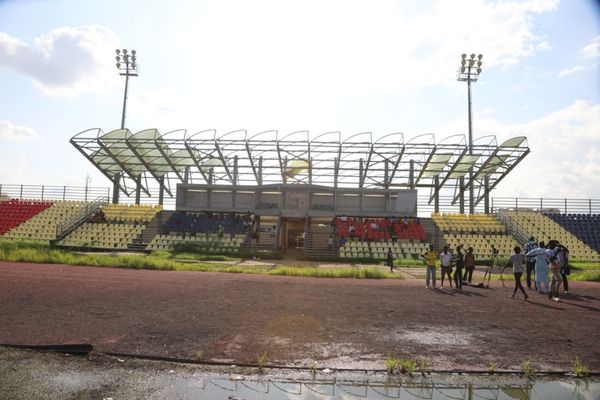 Tchad : au stade de Diguel, les travaux du terrain de football sont finalisés à plus de 80%. © Min. Jeunesse