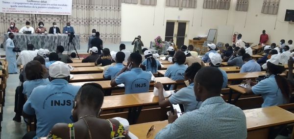 Conférence-débat sur l'engagement de la jeunesse tchadienne dans l'action mondiale, au CEFOD, à N'Djamena, le 15 août 2020. ©