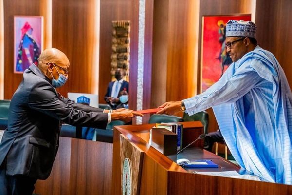Nigeria : tapis rouge pour le nouvel ambassadeur du Tchad, Abakar Saleh Chaïmi