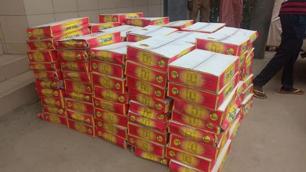 Tchad : les Émirats Arabes Unis offrent 400 cartons de dattes au ministère de la santé. © Min.Santé