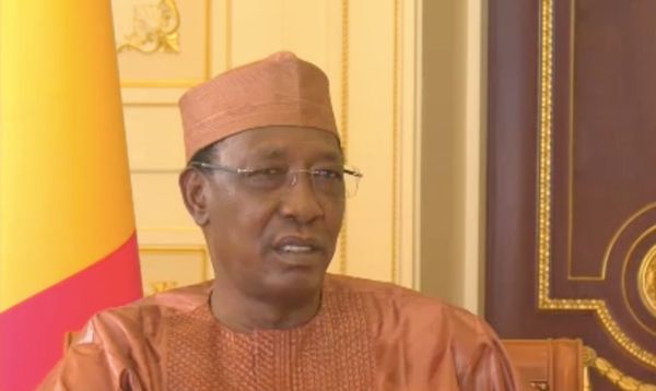 Tchad : le président assure n'avoir qu'un seul compte bancaire où est versé son salaire