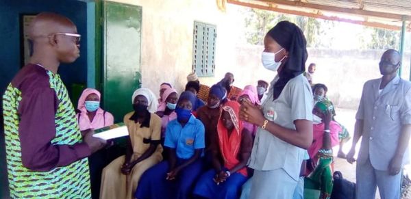 Tchad : La FGC offre des bourses scolaires aux filles du Mayo Kebbi Ouest