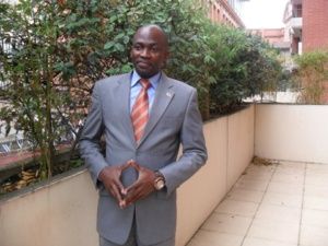 La TOTOLOGIE institutionnelle: Une nouvelle vision de la Gouvernance en Centrafrique?