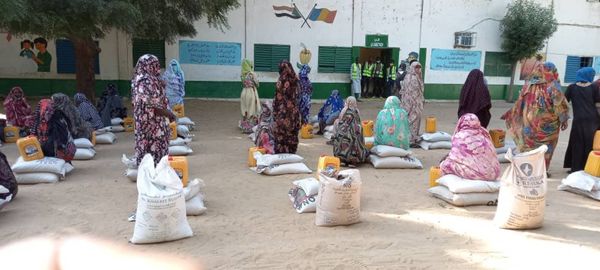 Confinement de N'Djamena : des kits alimentaires distribués dans le 4e arrondissement