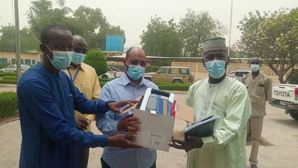 Tchad : Glencore renforce le système de santé avec des appareils respiratoires. © Min.Santé