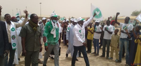 Tchad : Pahimi Padacké Albert accueilli par une foule à Abéché