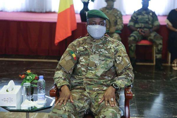 Mali : le colonel Goïta alloue 2/3 de son fonds personnel de Président au social
