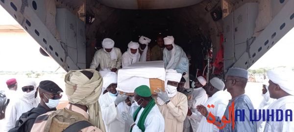 Tchad : le corps du sultan du Sila acheminé à Goz Beida pour l'inhumation