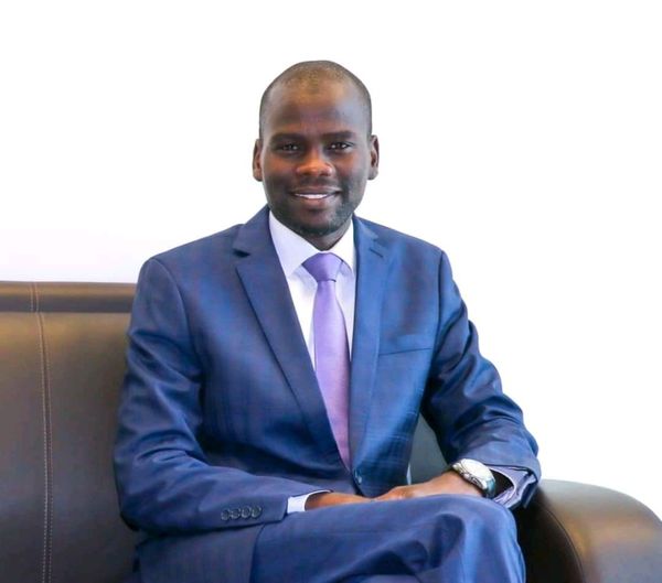 ​الصحفي عباس محمود طاهر أمينا عاما لاتحاد صحفيي دول الساحل