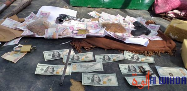 Tchad : il promet de fabriquer 5 milliards Fcfa en faux billets et livre un sac de sable