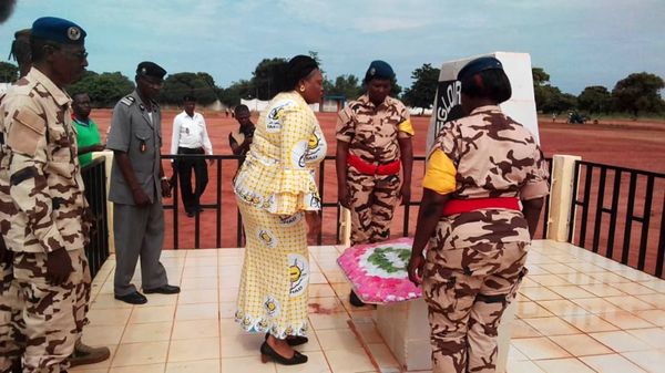 Tchad : cérémonie de prise d'armes à Koumra pour la fête de l'indépendance