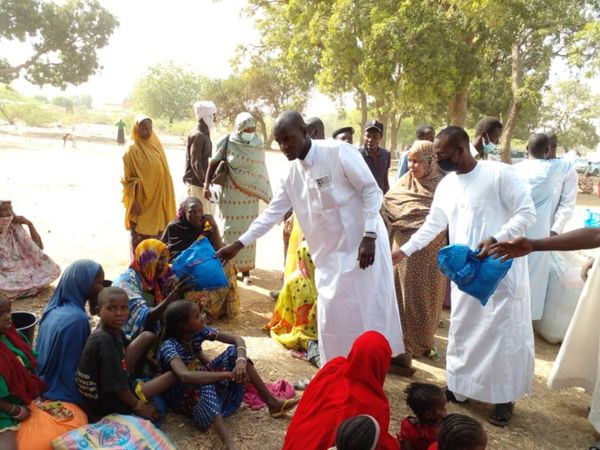 Tchad : la Plateforme des 212 associations remet des vivres aux réfugiés