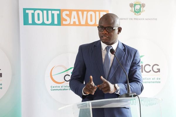 Côte d’Ivoire : 70 agents et fonctionnaires de l’État ont comparu devant les tribunaux pour corruption