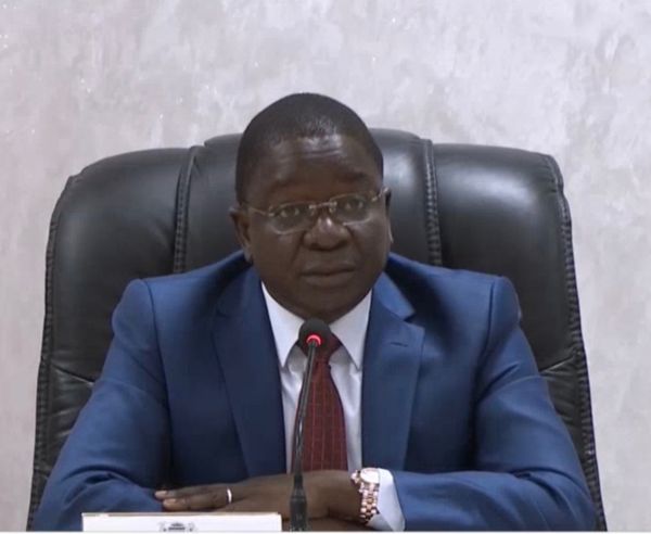 باهيمي إلى السياسيين العسكريين : يجب على الطرفين إعطاء الأمل لهذه الأغلبية التي تطمح إلى السلام