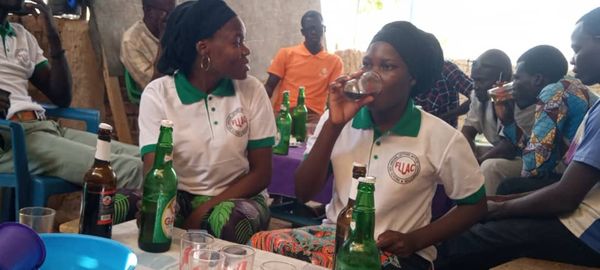 Tchad : les diplômés en science du langage fêtent leur fin de cursus à N'Djamena