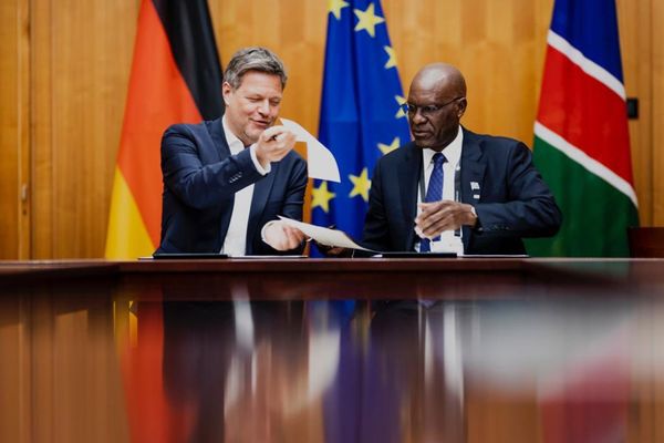 Robert Habeck, ministre des Affaires économiques et de l'Action pour le climat de la République fédérale d'Allemagne, et Tom 