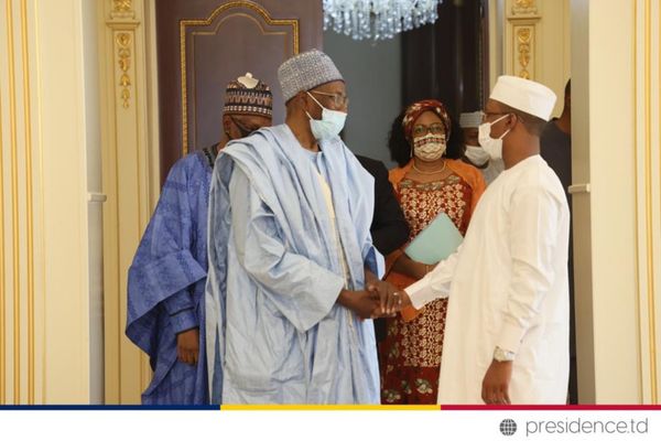Tchad : un émissaire du président camerounais reçu à la Présidence