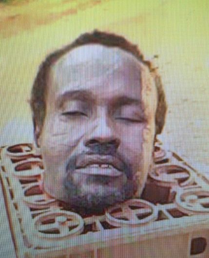 La tête décapitée de l'Imam Adam surnommé 