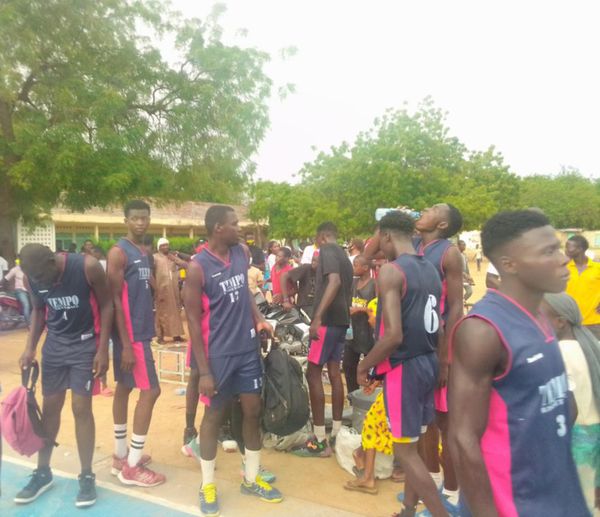 Tchad : vainqueur, TEMPO occupe la 3e place pour la coupe de basketball de N'Djamena. © Martin Higdé Ndouba/Alwihda Info