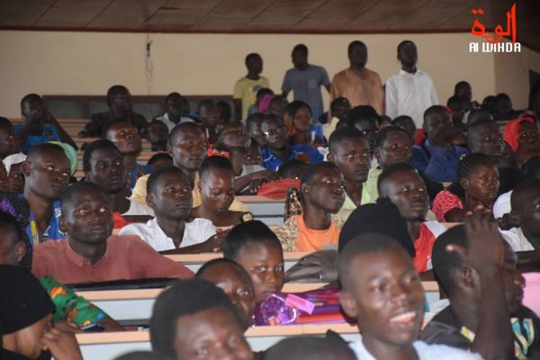 Des étudiants à l'Université de Moundou. Illustration/archives © G. Ali/Alwihda Info
