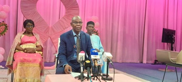 Tchad : sensibilisation sur le cancer du sein durant le mois d’Octobre Rose