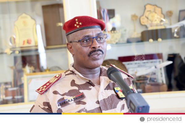 L'officier Abakar Abdelkerim Daoud devient le 3ème général d'armée de l'histoire du Tchad. © DGCOM/PR