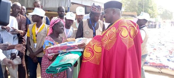 Tchad : 400 ménages sinistrés de Sarh reçoivent des vivres