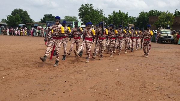 Tchad : défilé militaire à Goz Beïda pour la fête de la liberté
