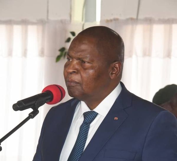 RCA : le président s'inquiète de l'absentéisme et de l'irrégularité au travail au sein de la Présidence