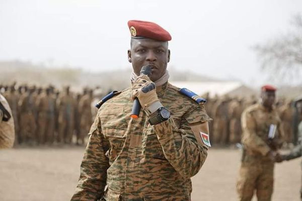 Burkina Faso : le président de la transition appelle à la reconquête des territoires occupés par les terroristes